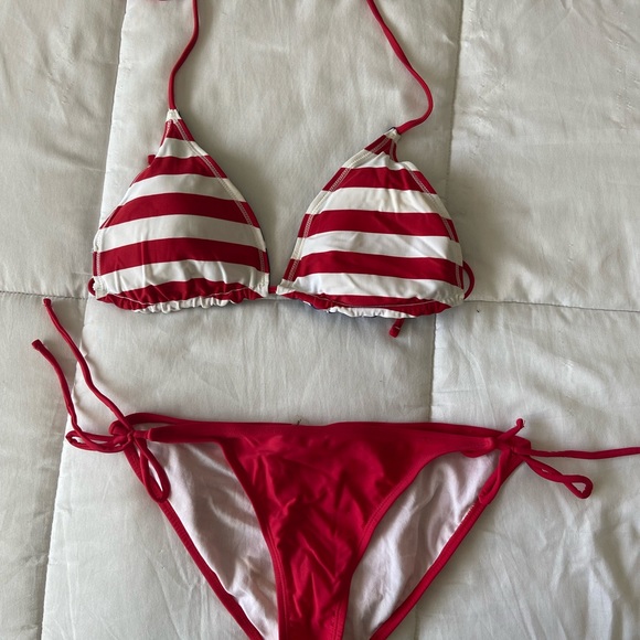 O’rageous Reversible Bikini:  Medium - Picture 2 of 3